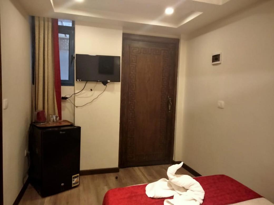 Cordoba Suites Hurghada Room photo